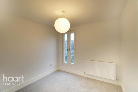 9 Harcourt Road, London, E15 3DX