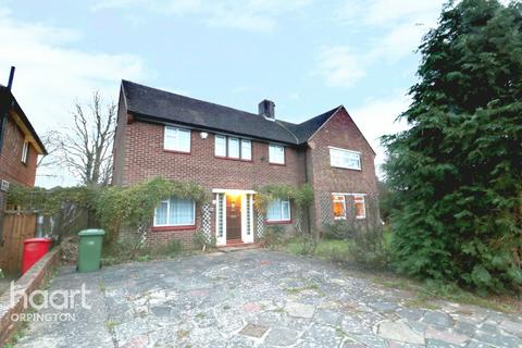 99 Arundel Drive, Orpington, BR6 9JQ