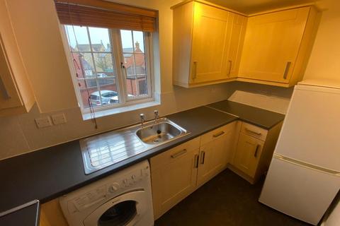 2 bedroom flat to rent, Mir Crescent, Oakhurst, Swindon, SN25
