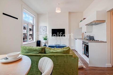 2 bedroom flat to rent, Hornsey Road, London, N19