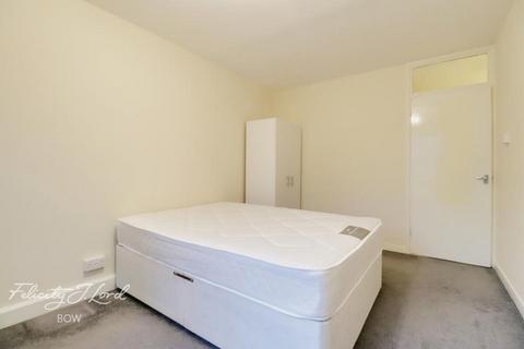 2 bedroom apartment to rent, Wellington Way, London