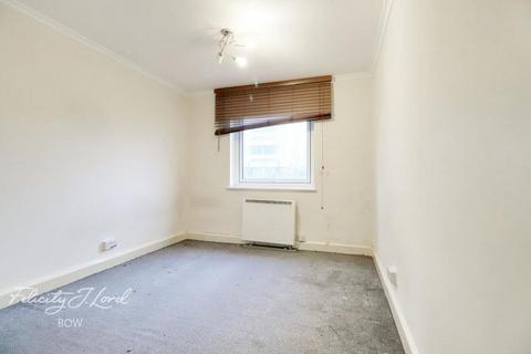 2 bedroom apartment to rent, Wellington Way, London
