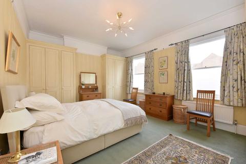 44 The Grove, Ealing, London, W5 5LH