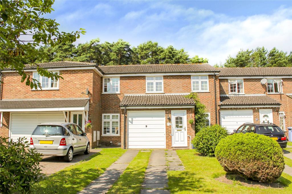 Crofton Close, Forest Park, Bracknell, Berkshire, RG12 3 bed terraced house £1,350 pcm (£312 pw)