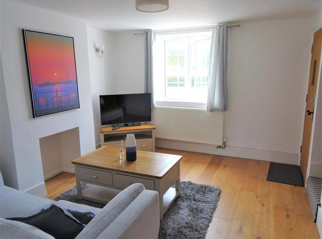 Coastguard Cottages, South Strand, East Preston, Littlehampton, BN16 2 bed terraced house £