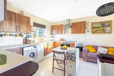 6 Bowyer Close, Radley, Abingdon, OX14 3GG