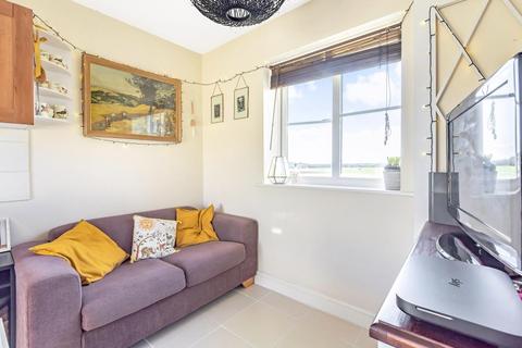 6 Bowyer Close, Radley, Abingdon, OX14 3GG