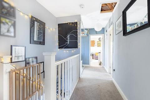 6 Bowyer Close, Radley, Abingdon, OX14 3GG