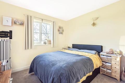 6 Bowyer Close, Radley, Abingdon, OX14 3GG