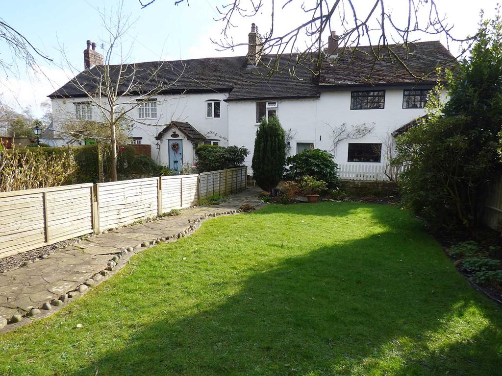 Ribby Road, Wrea Green 2 bed cottage £254,500