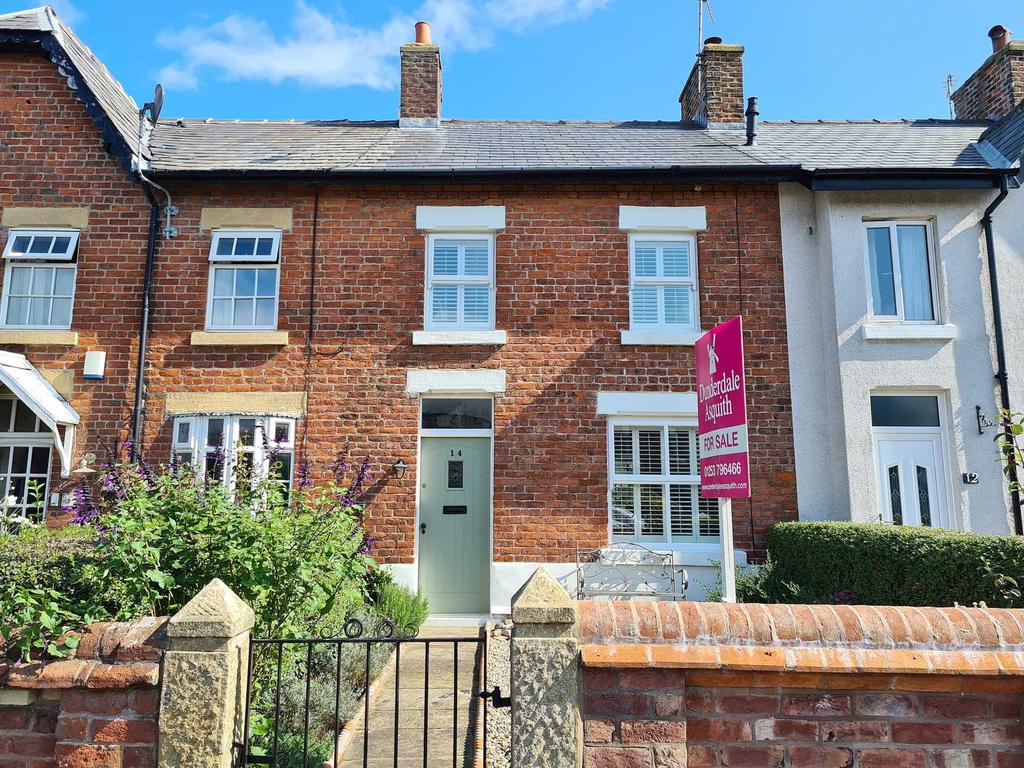 East Cliffe, Lytham 2 bed terraced house £295,000
