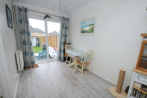 28 Kitchener Crescent, Poole, BH17 7HU