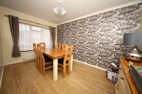 7 Holmes Close, Horndon On The Hill, Stanford-le-hope, SS17 8NU