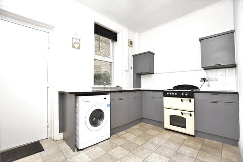 76 Asquith Avenue, Morley, Leeds, LS27 9QE