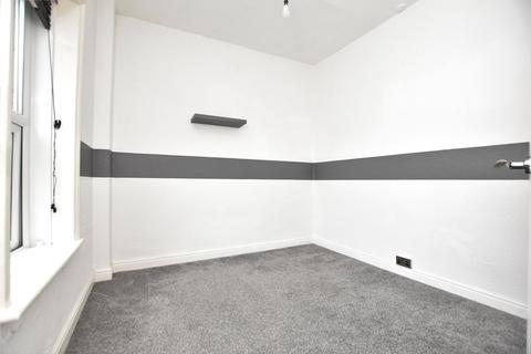 76 Asquith Avenue, Morley, Leeds, LS27 9QE