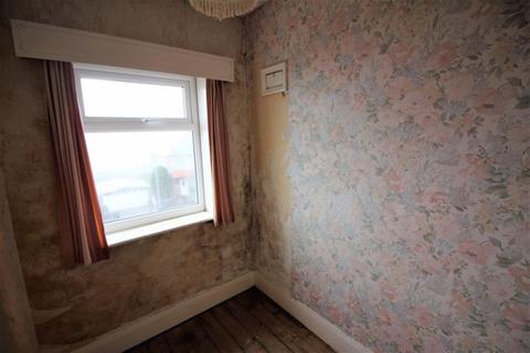 86 Roils Head Road, Halifax, HX2 0LH