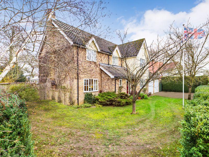 Cedars Close, Thurston 5 bed detached house £730,000