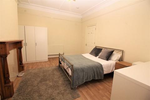 undefined, Wingrove Road, Newcastle Upon Tyne NE4