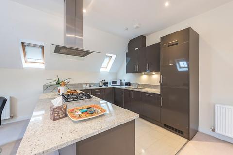 9 Equus Close, Gerrards Cross, SL9 7FE
