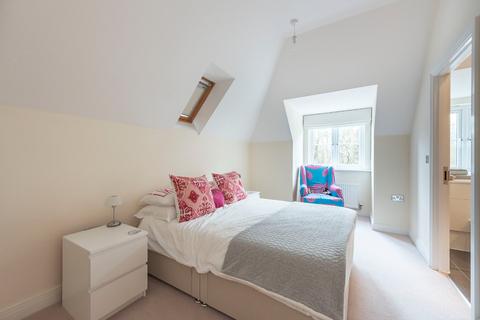 9 Equus Close, Gerrards Cross, SL9 7FE