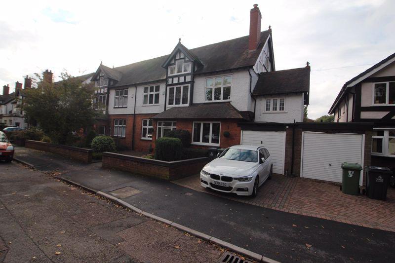 Buchanan Road, Walsall 5 bed semidetached house £575,000