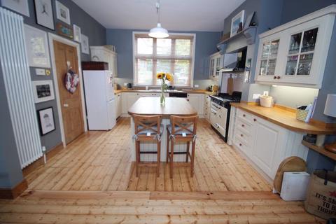 10 Buchanan Road, Walsall, WS4 2EN