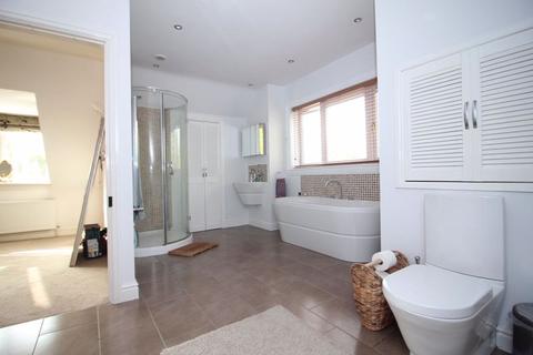 10 Buchanan Road, Walsall, WS4 2EN