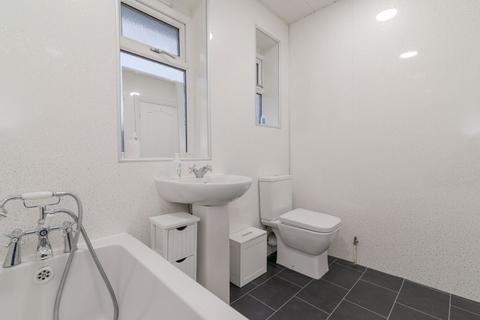 25 Coniston Avenue, Little Hulton, Manchester, M38 9NY