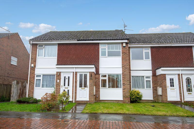 Heath Way, Horsham 2 bed terraced house £300,000