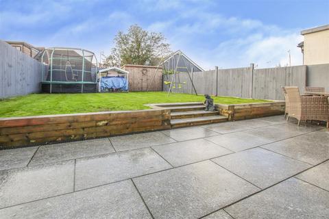 15 Mascalls Lane, Brentwood, CM14 5LR