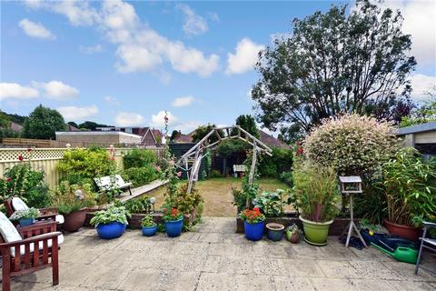 14 Aldwick Crescent, Worthing, BN14 0AR