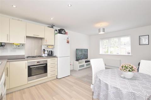 21 Gladiolus Grove, Worthing, BN13 3GU