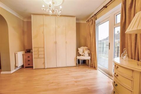 239 Carr Lane, Willerby, Hull, HU10 6JF