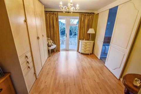 239 Carr Lane, Willerby, Hull, HU10 6JF