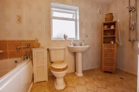 239 Carr Lane, Willerby, Hull, HU10 6JF