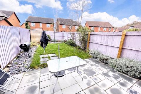 15 High Barns Close, Grange Park, Northampton, NN4 5BH