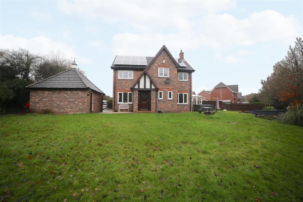 Ellis Peters Drive, Aqueduct... 4 bed detached house £325,000
