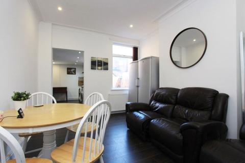 47 Heald Place, Manchester, M14 4PF