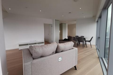 3 bedroom flat to rent, Cutter Lane, London, SE10