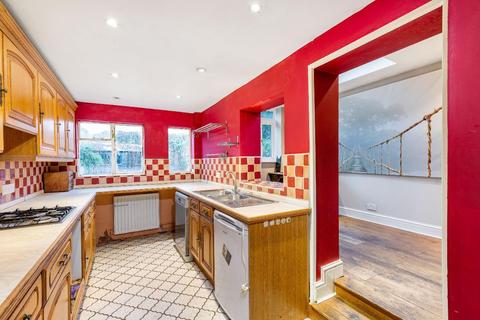3 Marys Terrace, Twickenham, TW1 3JB