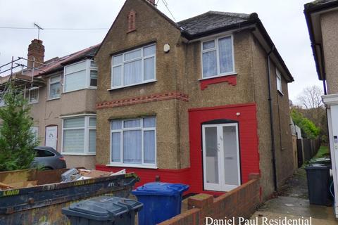 34 Robin Hood Way, Greenford, UB6 7QN