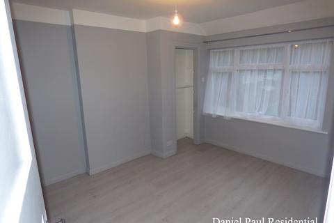34 Robin Hood Way, Greenford, UB6 7QN