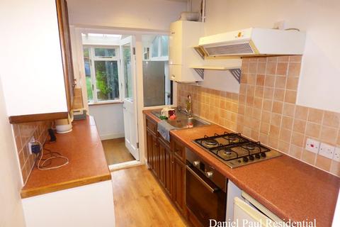 34 Robin Hood Way, Greenford, UB6 7QN