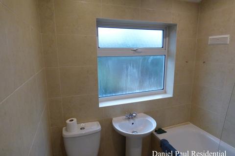 34 Robin Hood Way, Greenford, UB6 7QN