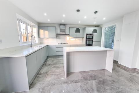30 Coppermill Road, Wraysbury, Staines, TW19 5NT