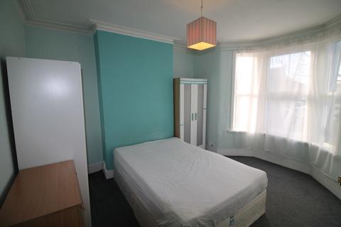 123 Carson Road, London, E16 4BG