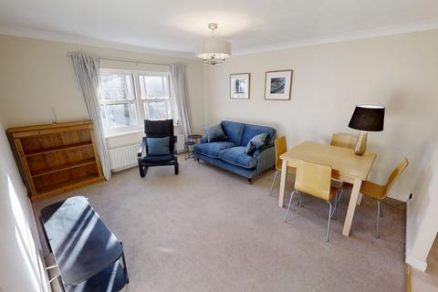 1 bedroom apartment to rent, St Luke Square, Holy Trinity, GU1