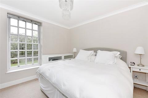 8, Wilton Court Crossways, Beaconsfield, HP9 2HX
