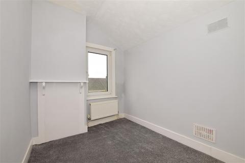 18 Hone Street, Rochester, ME2 3AF