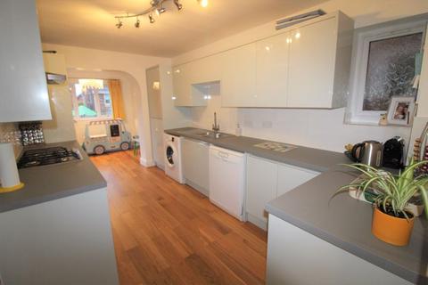 4 Badgers Rise, Connahs Quay, Deeside, CH5 4HD